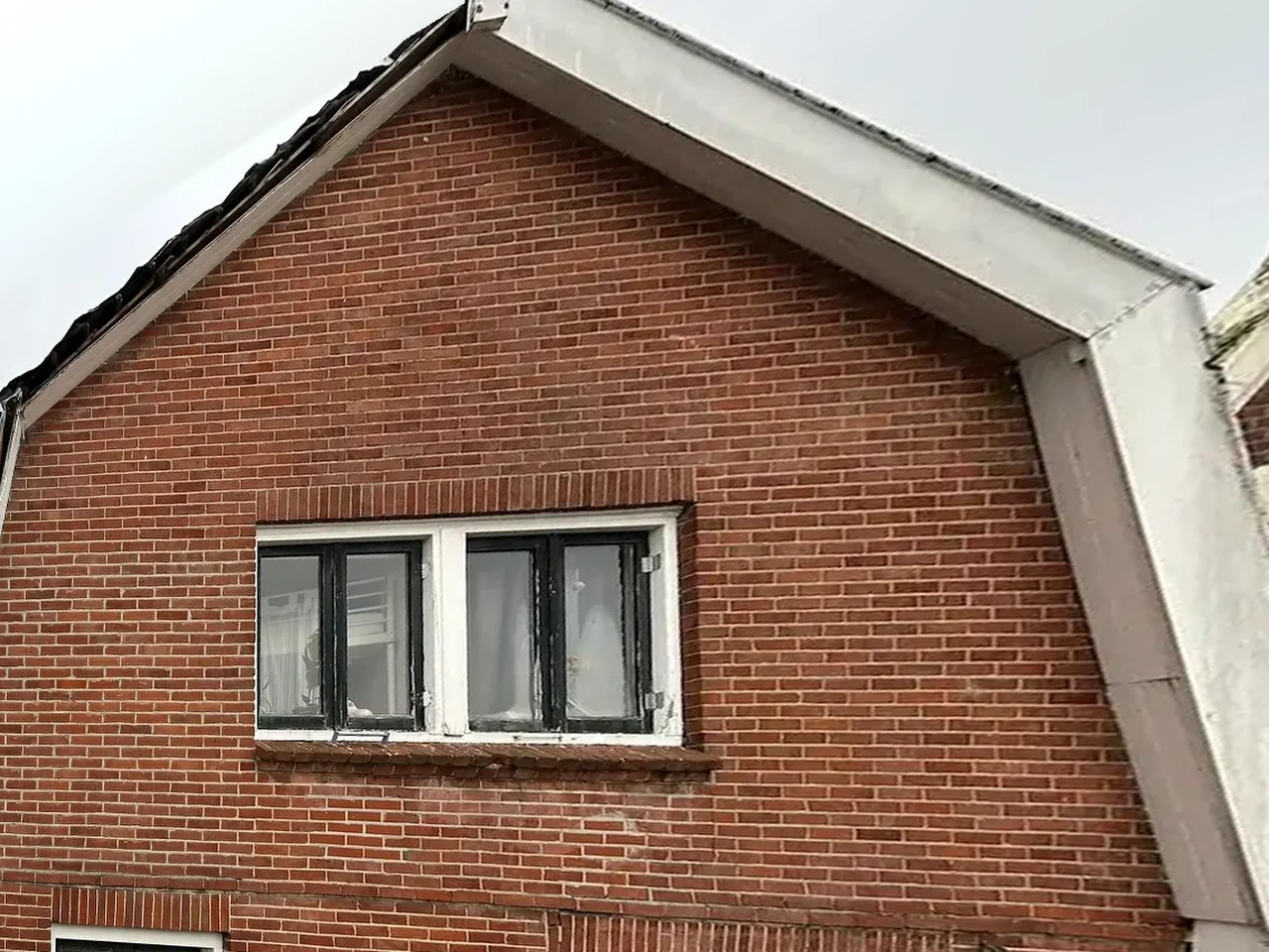 De woning vóór vervanging van de boeidelen